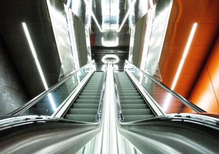 Imatge de les escales d'un metro